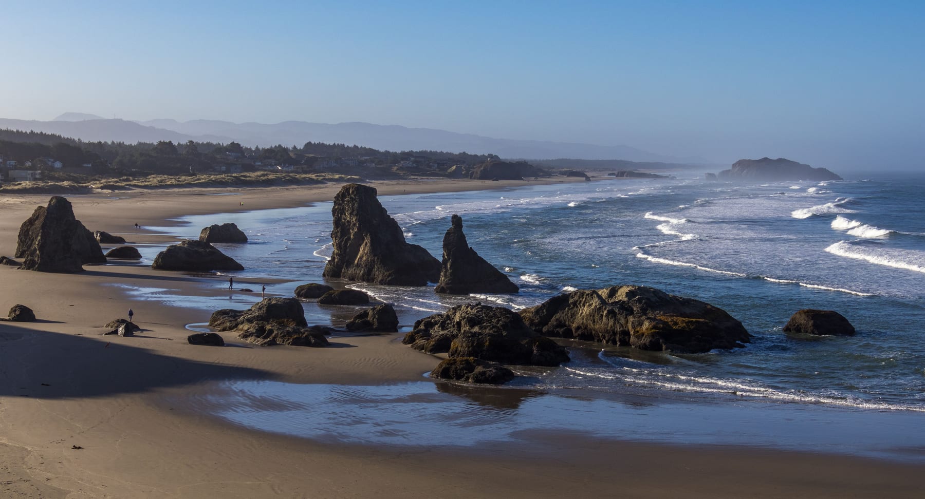 Bandon Beach sea stacks and Pacific Ocean on the southern Oregon Coast